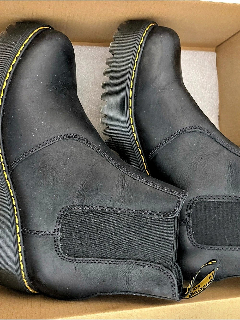 Dr. Martens Romety Ankle Boots Black US 8 Like New